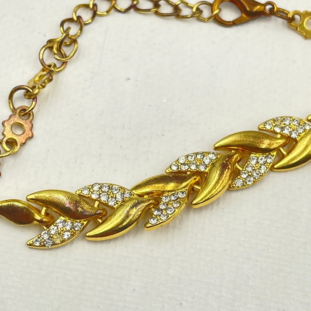 Vintage Y2K Gold Tone Leaf Link Chain Bracelet Clear Rhinestone Fashion Jewelry